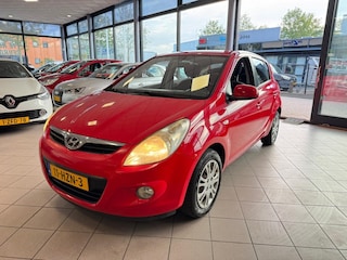 Hyundai i20 1.2i Dynamic AIRCO DEALER APK 9-26 BJ 2009 !!!