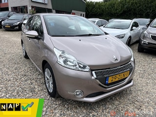 Peugeot 208 1.2 VTi Envy,clima,Navi,5drs,dealer onderhouden