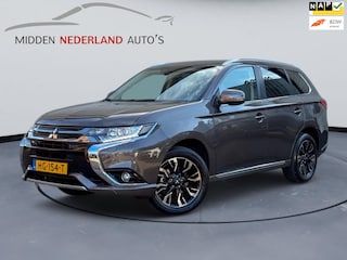 Mitsubishi Outlander 2.0 PHEV Executive Edition * CAMERA * STOELVERWARMING * DEALER ONDERHOUDEN *