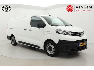 Toyota Proace Range Live Long | Trekhaak | Navigatie | Lat om lat | 3-zits | Airco | Cruise Control | Camera | Apple Carplay / Android Auto | Betonplex