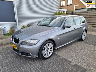 BMW 3-serie Touring 318i Corporate Lease Luxury Line Bj:2011 NAP!