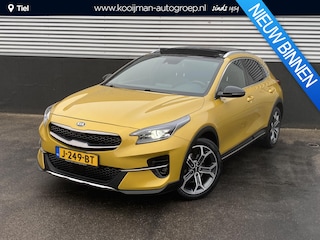 Kia XCeed 1.0 T-GDi DynamicPlusLine Nieuw geleverd en onderhouden incl: Schuif-/kanteldak, stoel- & stuurverwarming, achteruitrij camera, keyless, navigatie, Apple CarPlay/Android Auto, cruise control,