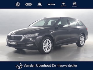 Skoda Octavia Combi 1.4 TSI iV 204pk PHEV Business Edition DSG / Navigatie / Keyless / Parkeersensoren