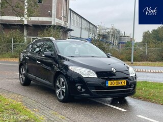 Renault Mégane Estate 1.4 TCe Bose | Panormadak | Navigatie | Cruise Control