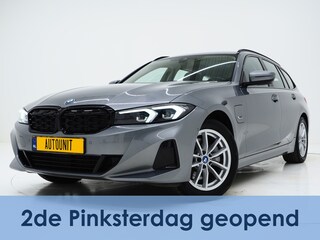 BMW 3-serie Touring 320e LCI Shadow Line | Keyless | Camera | BLIS | Widescreen | Carplay | Cruise | DAB | LED