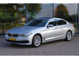 BMW 540i 340 PK xDrive High Executive, Trekhaak, Schuif-Kanteldak, Adap. Cruise Control, Memory