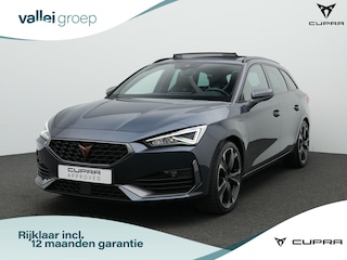 Cupra Leon 1.4 e-Hybrid 245 pk VZ Performance | Panoramadak | Kuipstoelen | LED | Adaptieve onderstelregeling (DCC) | Side assist | 19 inch