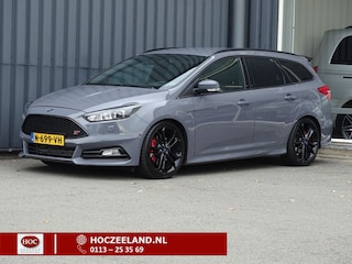 Ford Focus Wagon 2.0 ST-3 250PK | Camera | Recaro | 19"
