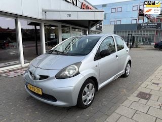 Toyota Aygo 1.0-12V - 5 Deurs