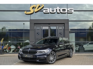 BMW 5-serie Touring 520i M-Sport 184pk Panoramadak Comfortstoelen Virtual cockpit Camera NLauto