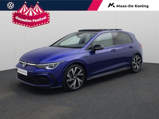 Volkswagen Golf 1.5eTSI/150PK R Line Blackstyle DSG · Panoramadak · Camera + Parkeersensoren · Stoel- & stuurverwarming · Garantie tot januari 2026