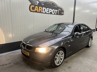BMW 318i High Executive Zeer netjes.