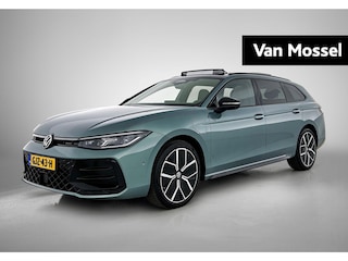 Volkswagen Passat Variant 1.5 eHybrid R-Line Business SoH 98% | 272 PK | Automaat | Black Style | Ergo Stoelen | Panorama dak | Camera | Harman Kardon