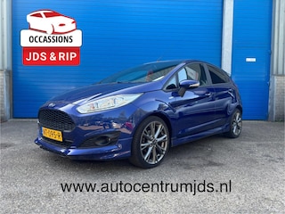 Ford Fiesta 1.0 EcoBoost ST Line. Let op Schade achter !