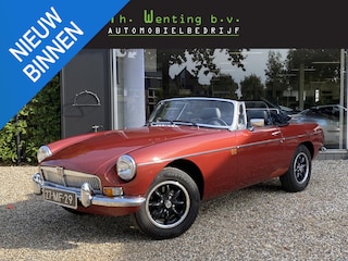 MG B type 1.8 Roadster | Oldtimer | In Goede Staat | Softtop | Lederen Stoelen | OVerdrive | Radio |