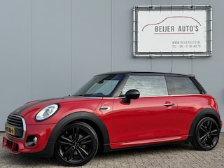 Mini Cooper 1.5 Chili Serious Business JCW Pakket.