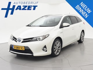 Toyota Auris Touring Sports 1.8 HYBRID AUT. + PANORAMA | CAMERA | NAVIGATIE | 17 INCH | PRIVACY GLASS