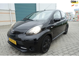 Toyota Aygo 1.0 VVT-i blackline edition - airco - black-line edition - airco - centrale vergrendeling