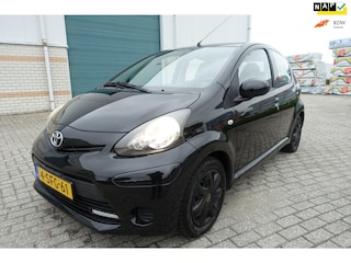 Toyota Aygo 1.0 VVT-i blackline edition - airco - black-line edition - airco - centrale vergrendeling