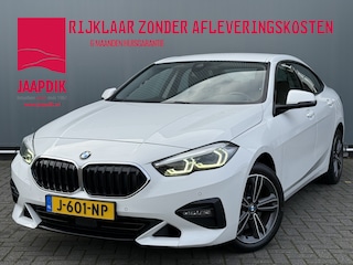 BMW 2-serie BJR 2020 218i 141 PK Executive AUTOMAAT LEDEREN INTERIEUR / AUTOMAAT / NAVI / CLIMA L/R / LM VELGEN