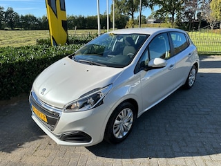Peugeot 208 1.2 PureTech Active Cruise / Bluetooth