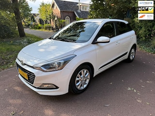 Hyundai i20 1.0 T-GDI Go! 2016 / Navi / Camera / NAP / Bt / Led / Apk