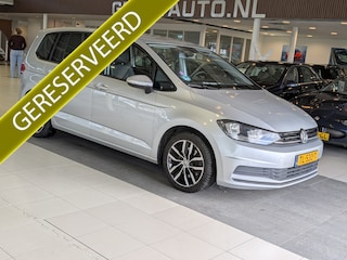 Volkswagen Touran 1.2 TSI Connected Series 7persoons|Cruise|Navi