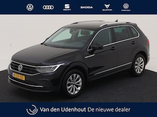 Volkswagen Tiguan 1.5 TSI Life Business | Trekhaak | Navigatie | Binnenkort beschikbaar