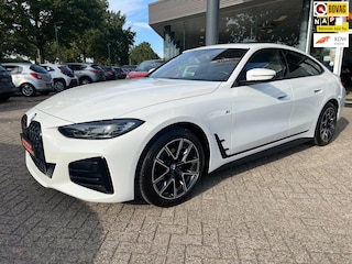 BMW 420i High Executive, Automaat, Navi, trekhaak, stuur verwarming, leer, LED, etc