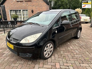 Mitsubishi Colt 1.5 Instyle zo ingeruild zo weg (NIEUWE APK 10-2026)