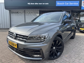 Volkswagen Tiguan 1.5 TSI Highline Business R | Pano | Trekhaak | Virtual