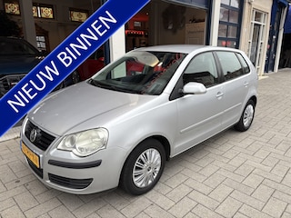 Volkswagen Polo 1.4-16V Turijn