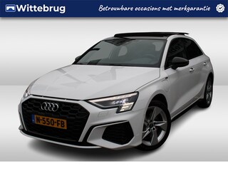 Audi A3 Sportback 45 TFSI 245pk S edition Competition / Panorama dak / Matrix LED / Leder / LM 17'' / App Connect / Clima
