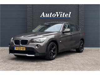 BMW X1 sDrive18i Executive | Leder | Stoelverwarming | Trekhaak | PDC V+A | Xenon