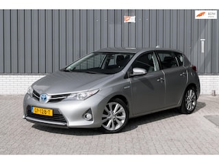 Toyota Auris 1.8 Hybrid Lease