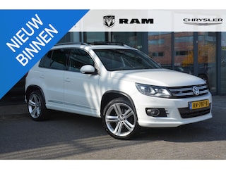 Volkswagen Tiguan 2.0 TDI R-Line Edition 4Motion | Carplay | Android auto | Pano dak