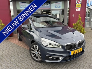 BMW 2-serie Tourer 220i Centennial High Executive 7persoons | Panorama dak