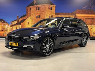 BMW 3-serie Touring 335i xDrive High Exe Aut Leer Camera Xenon
