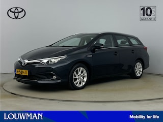 Toyota Auris Touring Sports 1.8 Hybrid Black Edition