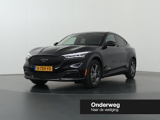 Ford Mustang Mach-E Extended RWD 98 kWh Ford Mustang Mach-E 98kWh Extended RWD Achteruitrijcamera | Adaptieve Cruise Control | Cross Traffic Alert | Dodehoekwaarschuwing | Voorruit-, stoel- en stuurverwarming | Keyless Entry | DAB+ | LED koplampen | Apple Carplay | Android Auto