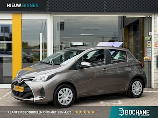 Toyota Yaris 1.3 VVT-i Aspiration | NAP | Trekhaak | Achteruitrijcamera | Cruise Control | Airco | BT-Telefoonfunctie |