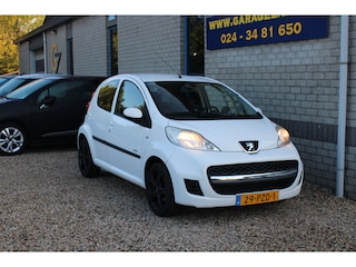 Peugeot 107 1.0-12V 5DRS Millesim 200 Airco Lm velgen