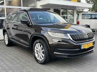 Skoda Kodiaq 1.4 TSI DSG Automaat Style Business 7p. ACC Panoramadak Trekhaak wegklapbaar Canton
