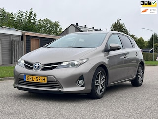 Toyota Auris 1.8 Hybrid Lease Automaat*Achteruit Camera*Cruise*Clima*LM velgen*Dealer ondergoeden*