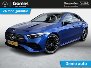 Mercedes-Benz A-klasse Limousine 180 Star Edition AMG | Bruin Interieur | Night Pakket | Panoramadak | MULTIBEAM LED Koplampen | Apple CarPlay | Android Auto | Sierdelen Lindehout Zwart | Sfeerverlichting | Stoelverwarming | Achteruitrijcamera