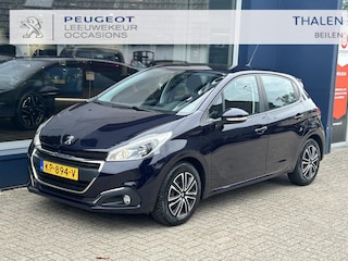 Peugeot 208 1.2 82PK Blue Lion All Season Banden | Trekhaak 1150KG | Lage KM stand: 59500 | Dealer Onderhouden | DAB | Apple Carplay | Eerste Eigenaars Auto | Parkeersensoren | Touch Screen | Navigatie | Airco | Bluetooth.