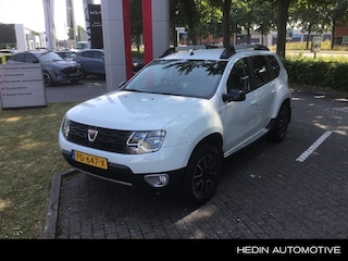 Dacia Duster 1.2 TCe 4x4 Blackshadow | 1ste EIGENAAR / NL AUTO | 1500KG TREKGEWICHT | TREKGEWICHT | LEDER | SENSOREN |
