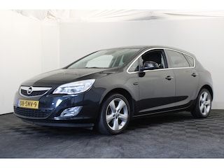 Opel Astra 1.4 Turbo Cosmo ZIE TEKST!