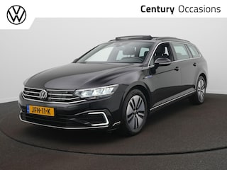 Volkswagen Passat Variant 1.4 TSI PHEV GTE Business | Panoramadak | Trekhaak | Virtual Cockpit