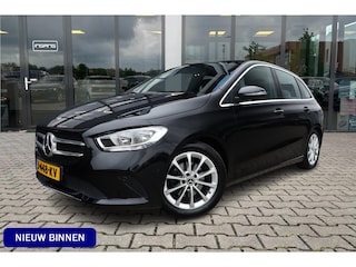 Mercedes-Benz B-klasse 180 Launch Edition | Camera | Cruise | 17 Inch |